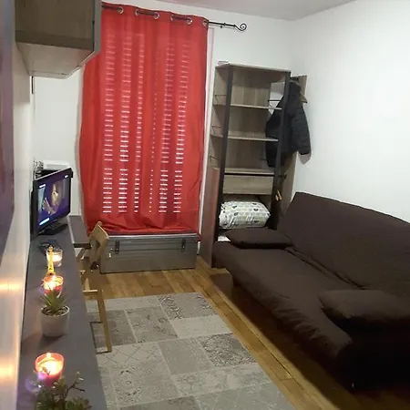 Διαμέρισμα Cheche *